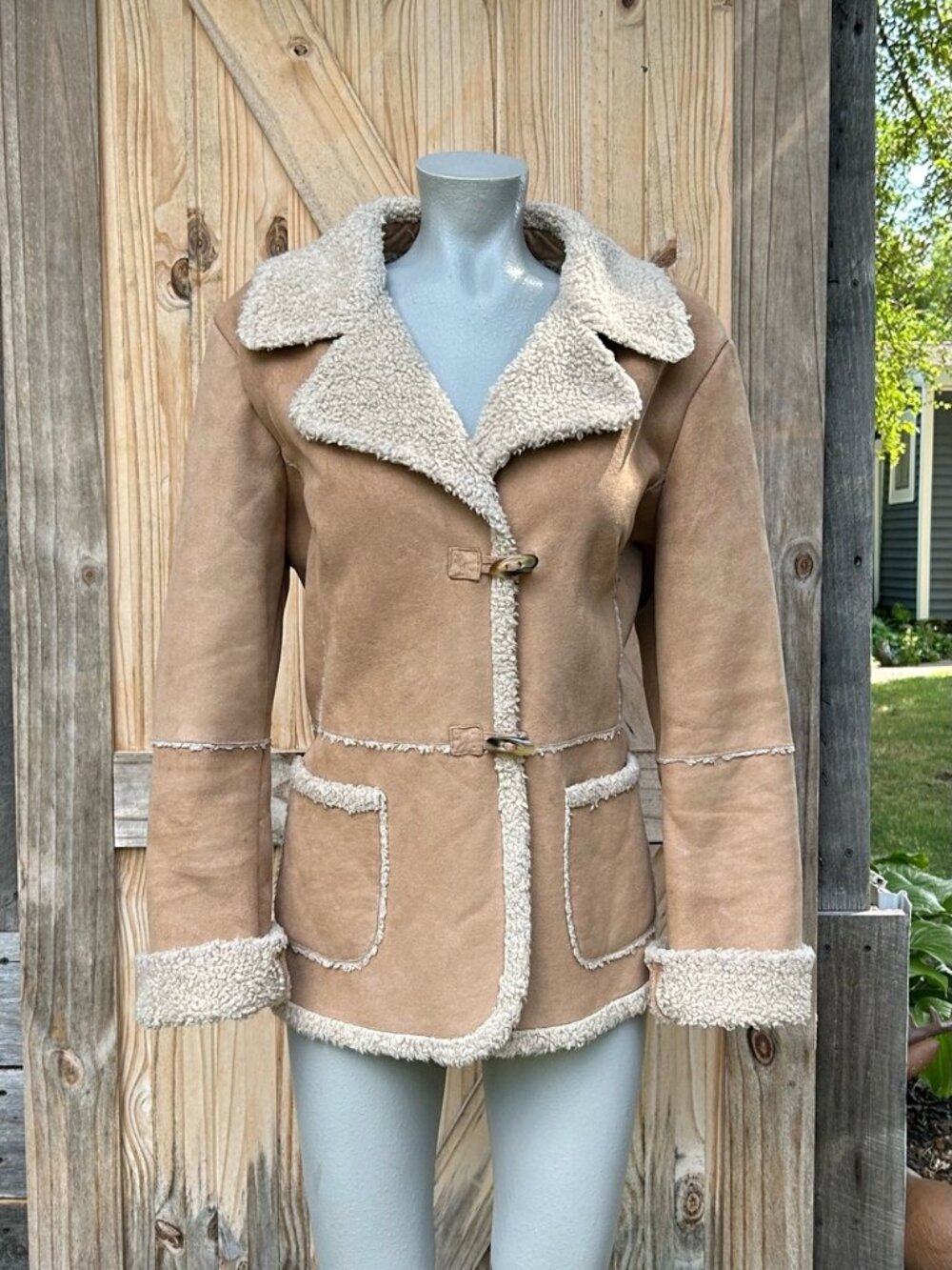 Vintage 90s Jones New York Tan Faux Suede Sherpa Penny Lane Toggle Coat~L~